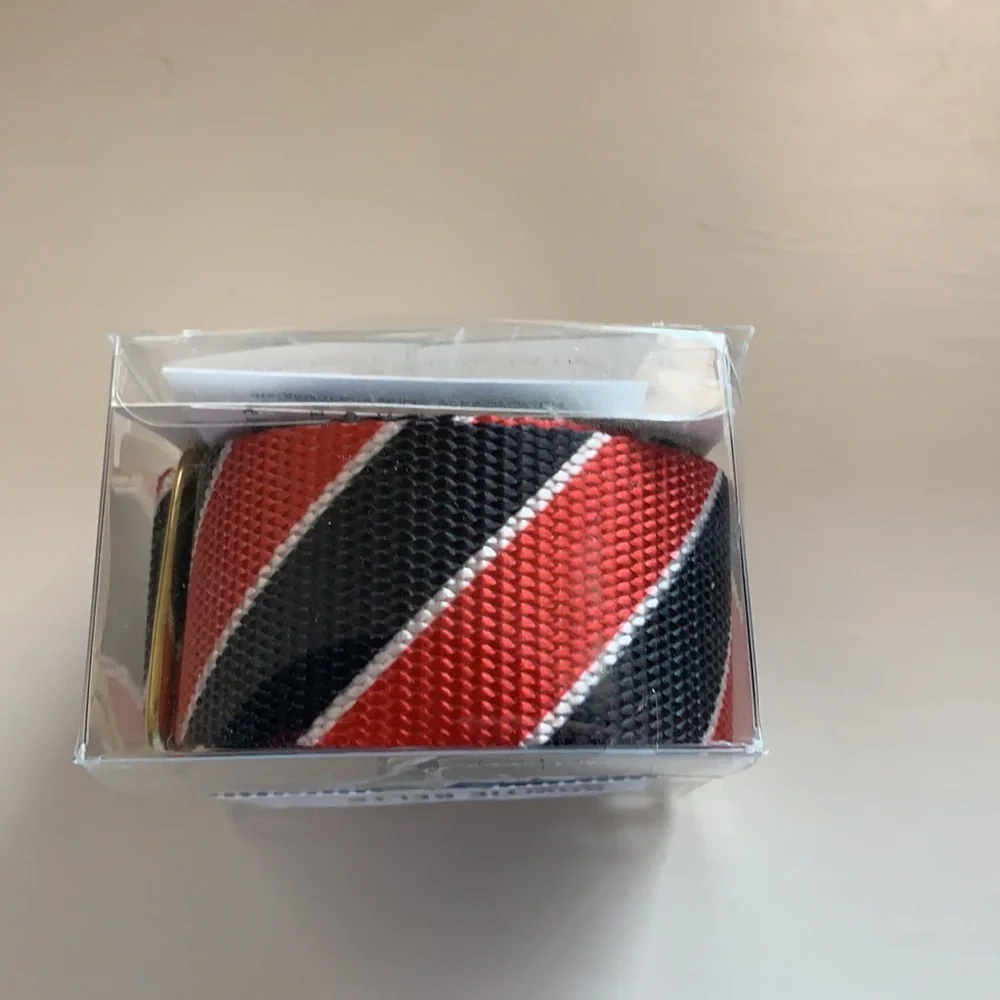 Bow‎ tie belts Twinxt the hedges belt. NWT. Back ordered at company.